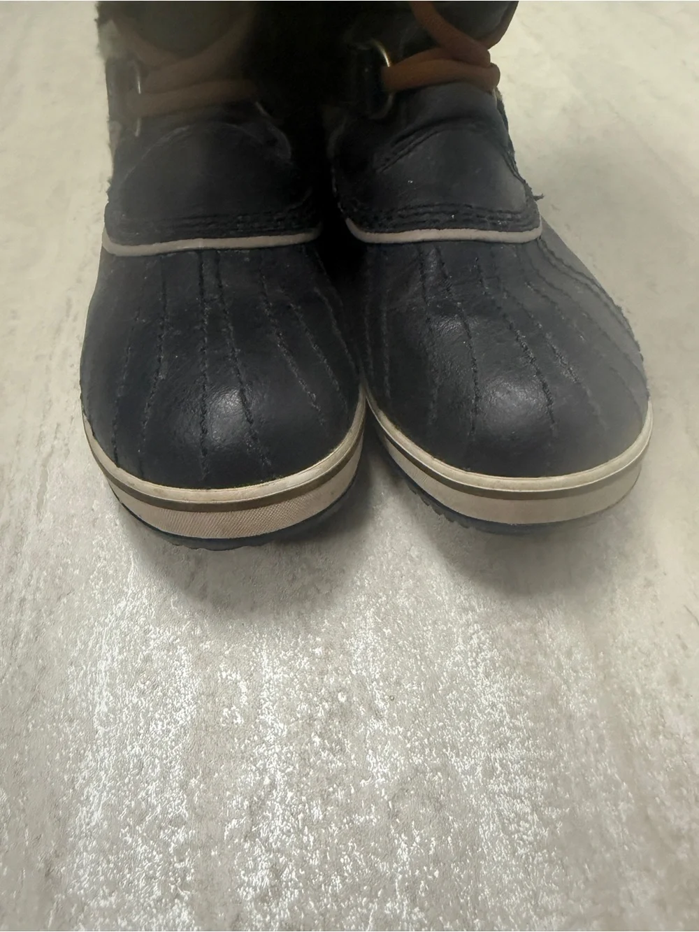 Sorel Tofino boots Black and Brown Chevron Winter Boot